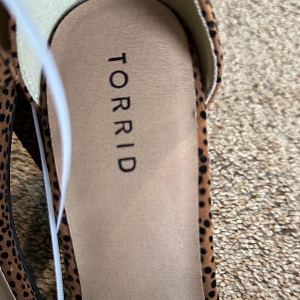 Torrid Brown and Black Spotted Heels - Picture 2 of 12